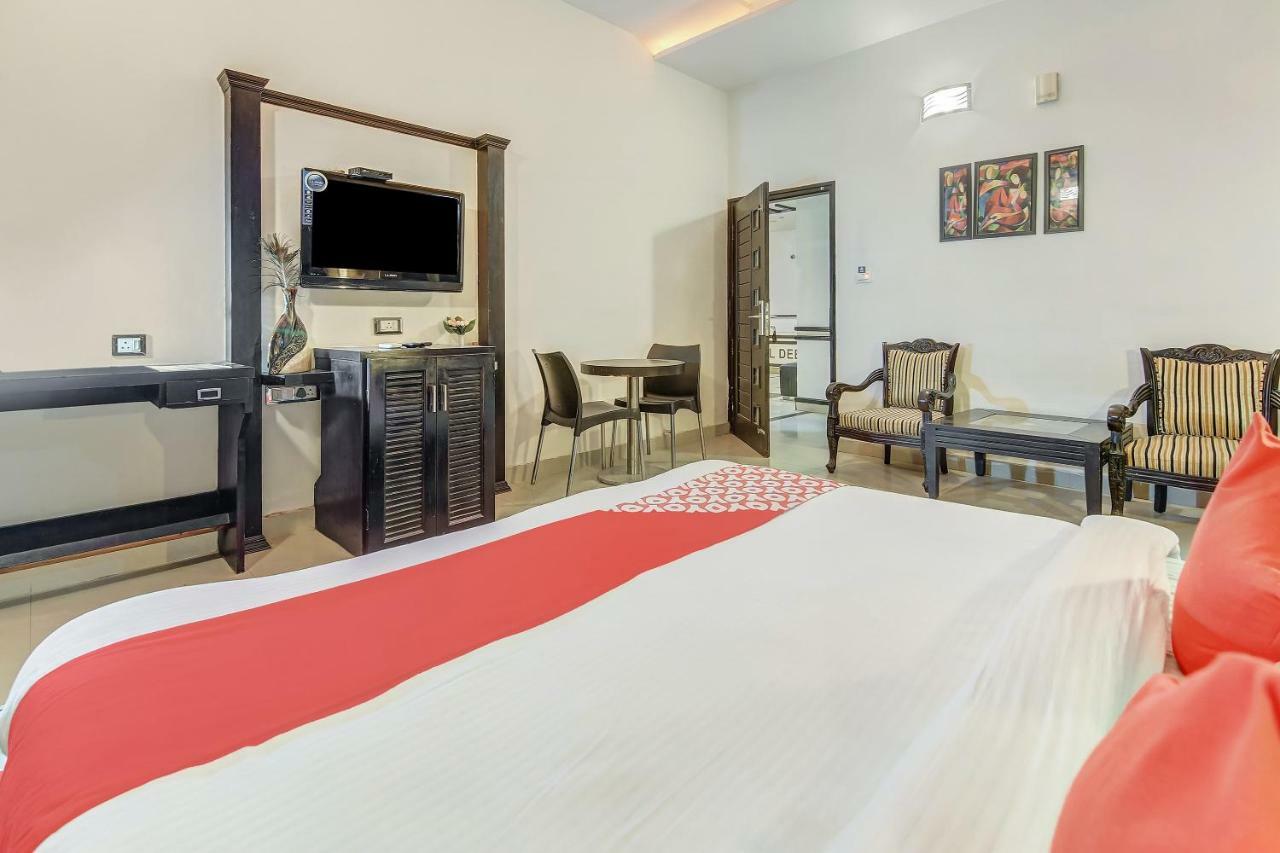 Oyo 27999 Hotel Deep Sirsa Esterno foto